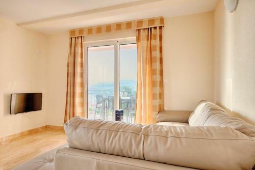 All Inclusive Apartments Lux