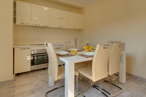 All Inclusive Apartments Lux