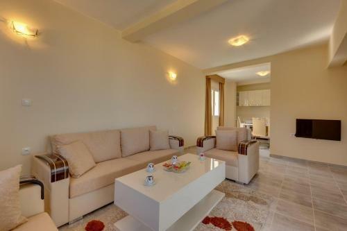 All Inclusive Apartments Lux