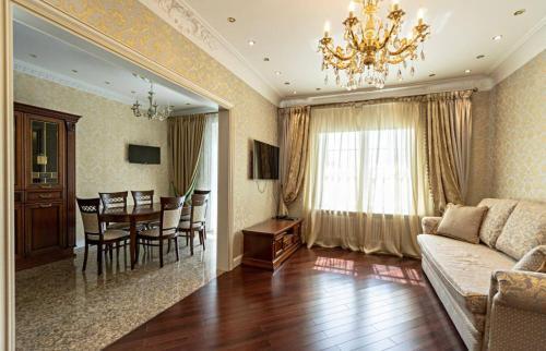 Abhazia White Aparts