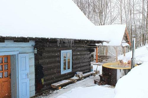 Zbojn�cke Chal�pky