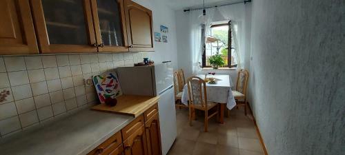 Apartma Pr' Ivani Mi?korinovi