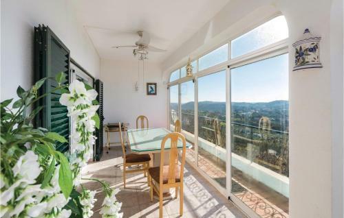 Three-bedroom Holiday Home In S.bras De Alportel