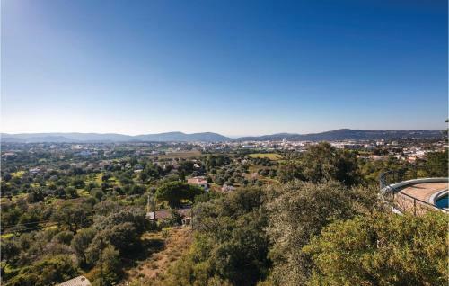 Three-bedroom Holiday Home In S.bras De Alportel