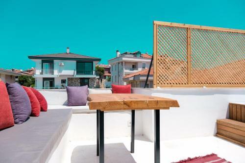 Hotel Tek Han Alacati
