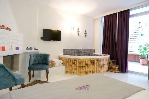 Hotel Tek Han Alacati