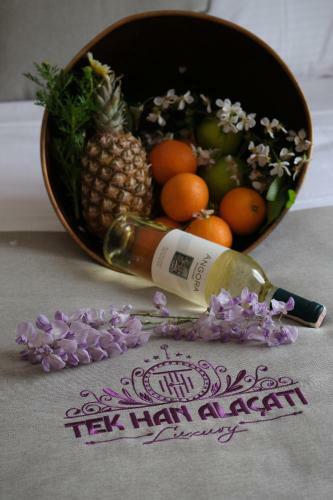 Hotel Tek Han Alacati