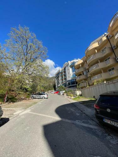 Pr?no Beach Front Studio Apartment With Balcony