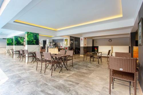 Aslan Sand & City Hotel