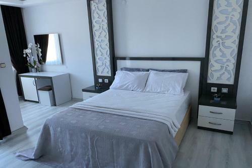 Bed & Breakfast Livane Sun Otel