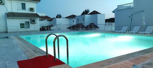 Villa Yadel Home