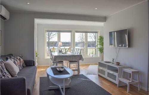 Nice Home In Backaryd With 2 Bedrooms