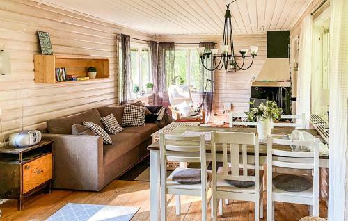 Nice Home In Br�cke With Sauna, Wifi And 2 Bedrooms #061