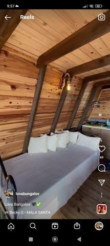 Lova Bungalov