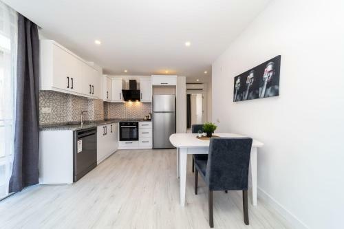 Apartamento Central Flat With Balcony In Muratpasa