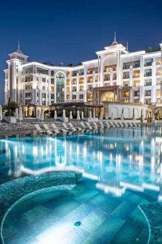 Merit Royal Diamond Hotel & Spa