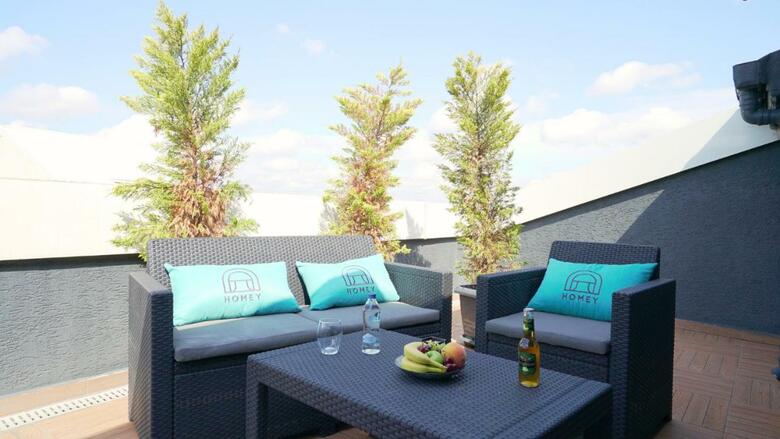 Homey Airport Hotel
