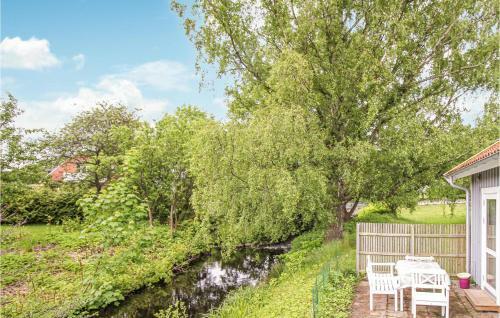 Nice Home In B�stad With Wifi And 2 Bedrooms
