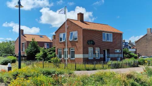 Bed And Breakfast Het Bureau Texel