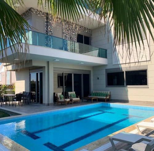 Villa Belektana