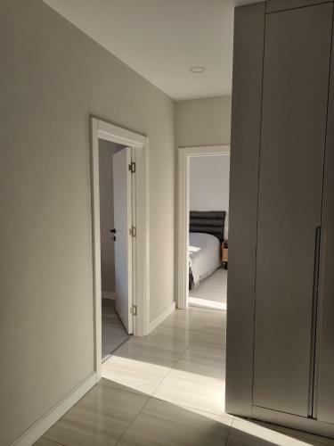 Vivian Apartment