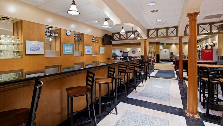 Best Western Hotel & Conference Center