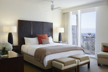 Hotel Reach Resort