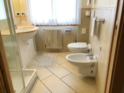 Hotel Comano Cattoni Holiday