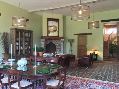 B&B Ch�teau De Saint L�ger