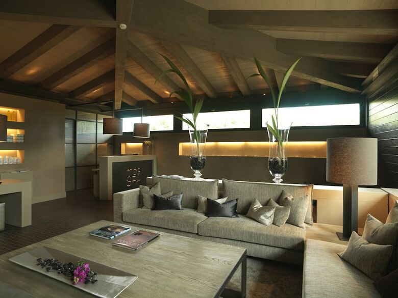 Mas De Torrent Hotel & Spa