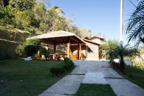 Casa De Campo Com Churrasq Em Marechal Floriano - Es