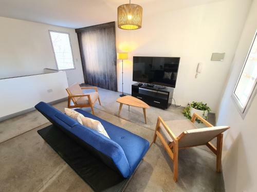 Modern House With Garden Close To Ar�stides