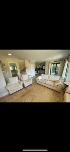 L�ks M�stakil Villa