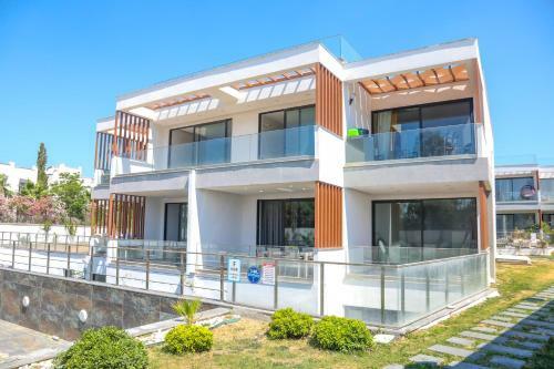 Seb Suites & Residences