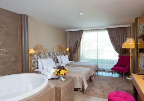Thor Luxury Hotel Villas
