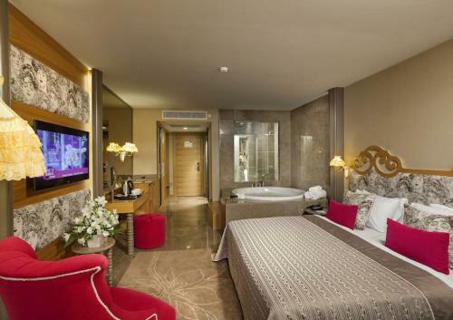 Thor Luxury Hotel Villas