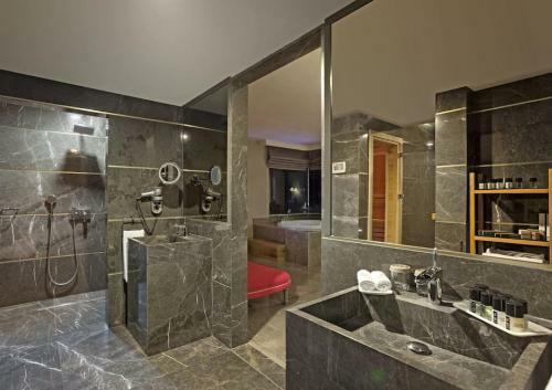 Thor Luxury Hotel Villas