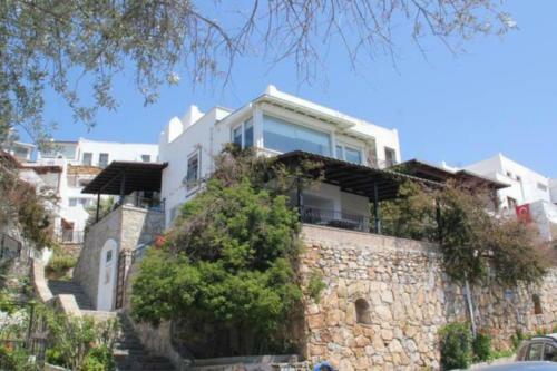 Bodrum Centre Apartment With Sea View And Large Terrace