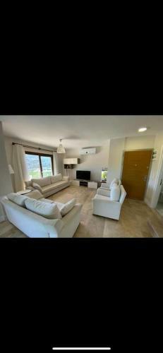 L�ks M�stakil Villa