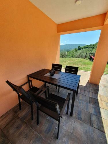 Apartma Maja, Mateja