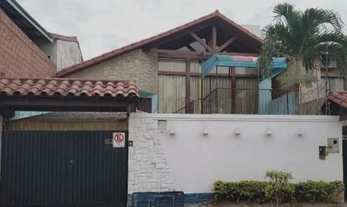 Apartamento C�modo Departamento