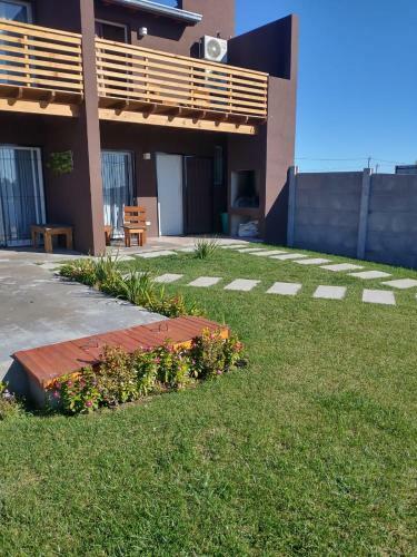 Duplex Familiar Con Pileta En Zona Parque