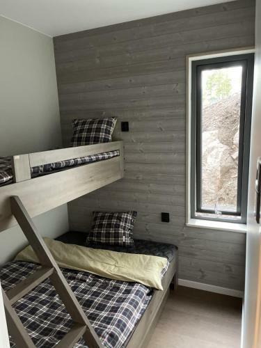 Villa Lyxig Fj�llstuga Med Uppv�rmd Pool