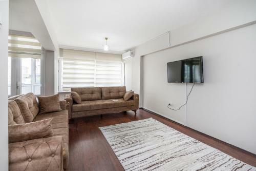Downtown Bursa 2 Bdrm Apartment