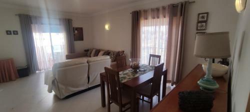 Apartamento 3d Areias Da Vila