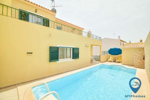 Apartamento Moradia Pereira Com Piscina