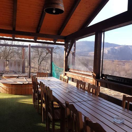 Hostal Pensiunea 8 Od?i