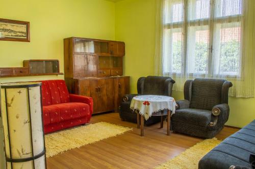 Milenkovi? Guest House