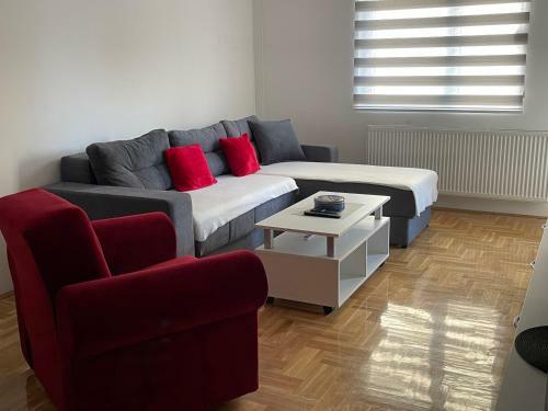 City Apartmani Ni?