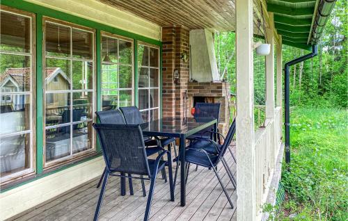 Stunning Home In Bredaryd With Wifi And 3 Bedrooms